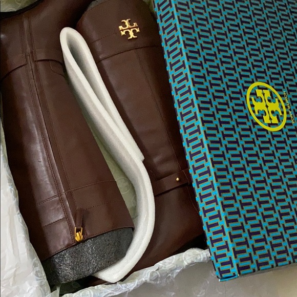 Tory Burch Everly Riding Calf Leather Boots Brown - Picture 9 of 12